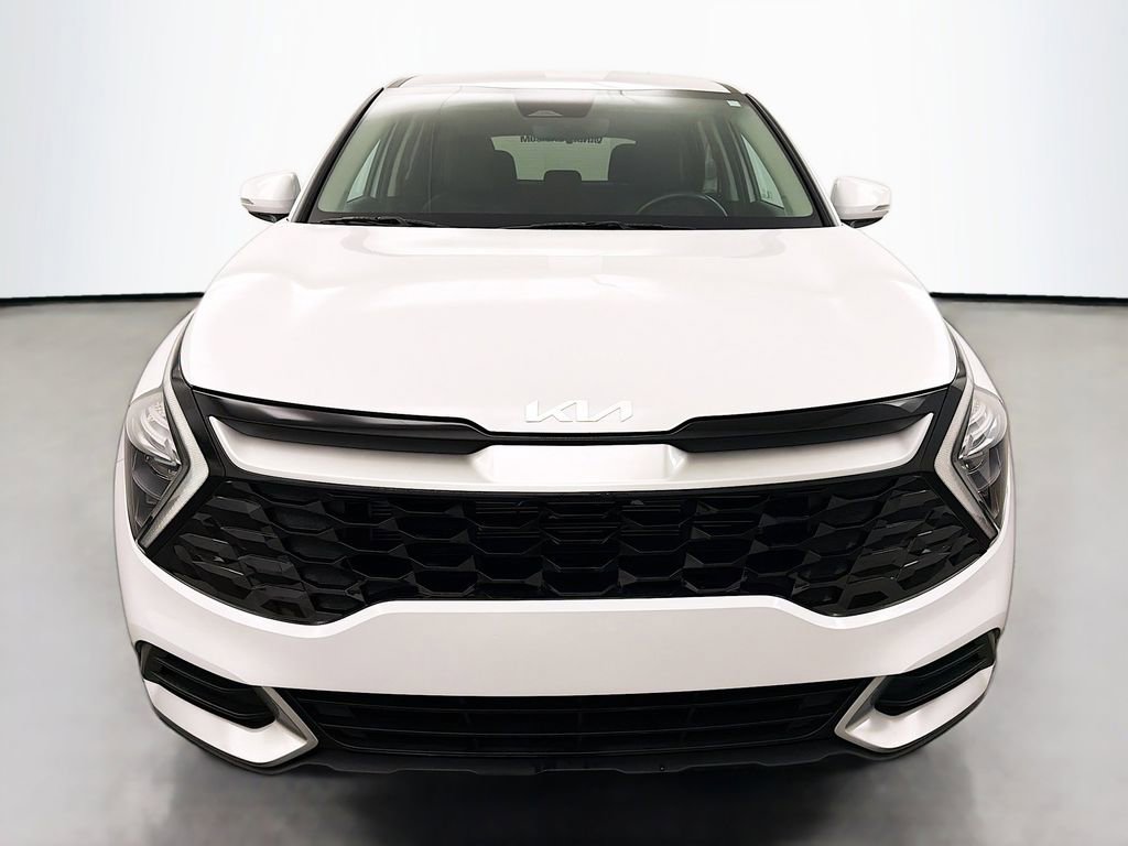 Used 2023 Kia Sportage EX image 3