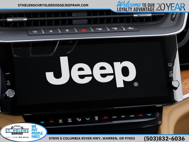 New 2026 Jeep Grand Cherokee Summit w/ Obsidian Package AWD/4WD image 21