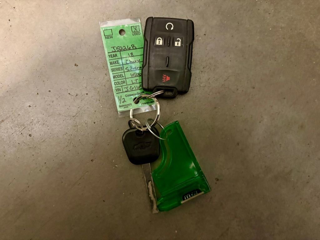 Used 2018 Chevrolet Silverado 1500 LT w/ All Star Edition image 25