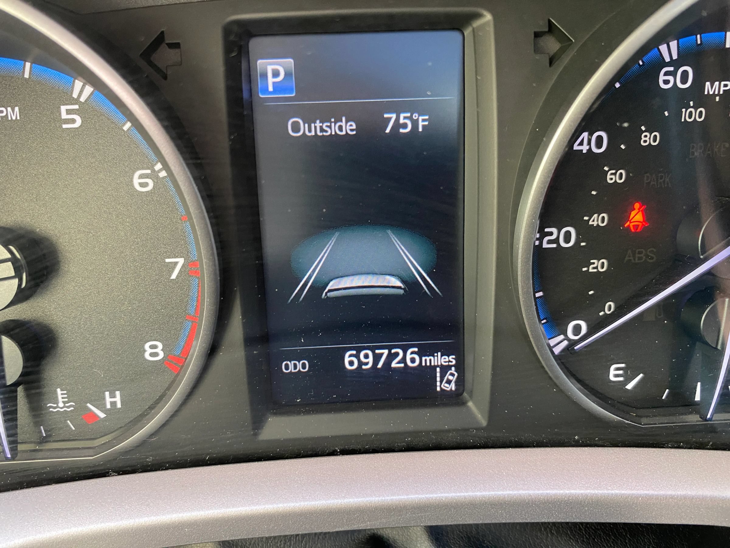 Used 2017 Toyota RAV4 XLE AWD/4WD image 18