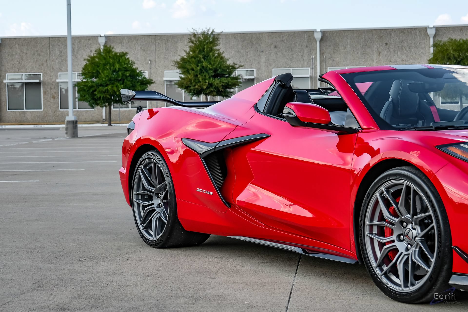 Used 2024 Chevrolet Corvette Z06 w/ Z07 Performance Package RWD image 24
