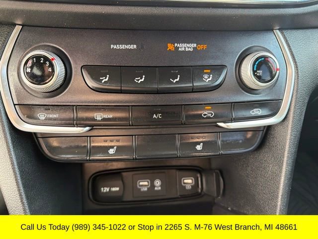 Used 2019 Hyundai Santa Fe SEL AWD/4WD image 22
