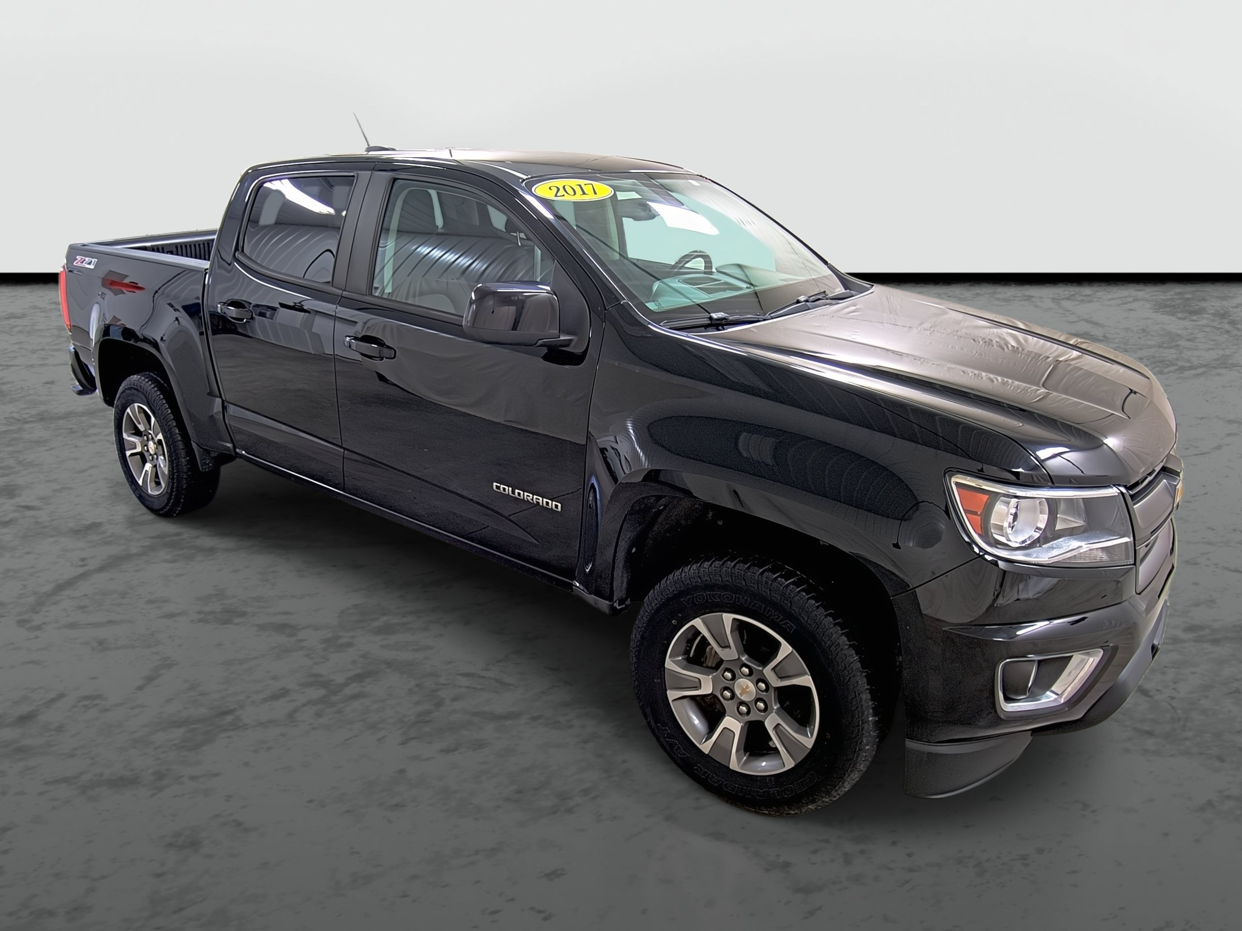 Used 2017 Chevrolet Colorado Z71 AWD/4WD image 5