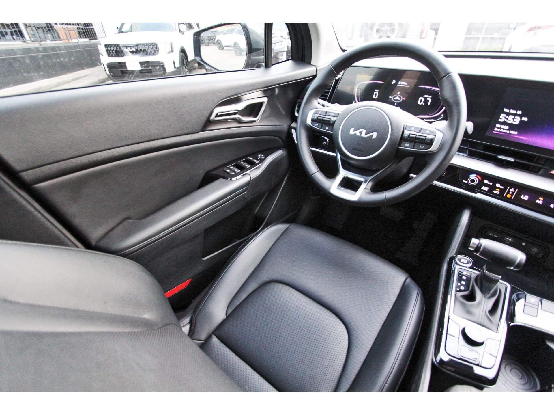 Certified 2024 Kia Sportage EX FWD image 11
