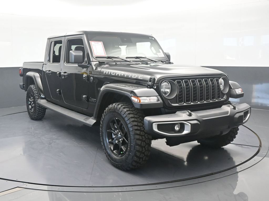 Used 2025 Jeep Gladiator Sport image 9