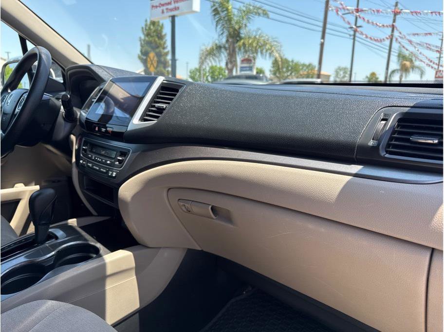 Used 2016 Honda Pilot EX image 10