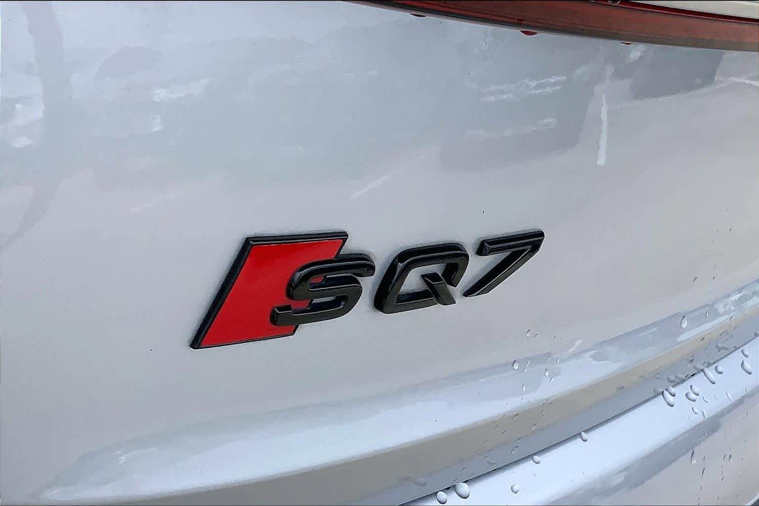 Used 2021 Audi SQ7 Prestige AWD/4WD image 9