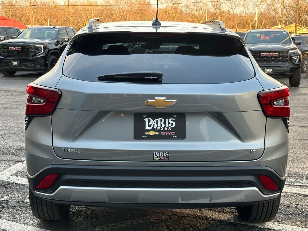 New 2026 Chevrolet Trax LT w/ Driver Confidence Package image 5