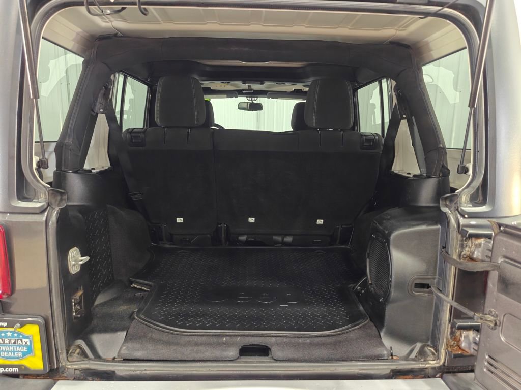 Used 2014 Jeep Wrangler Unlimited Sahara AWD/4WD image 26