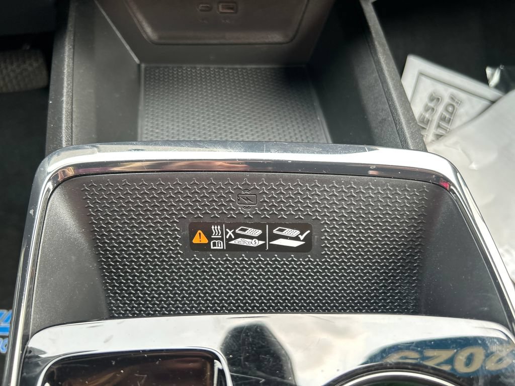 Used 2025 Chevrolet Equinox RS AWD/4WD image 28