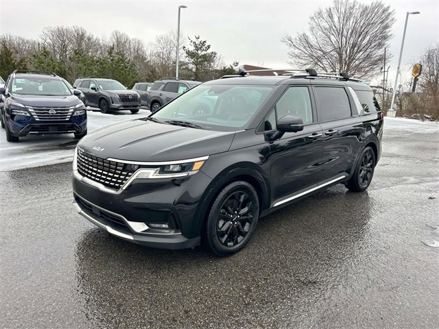 Used 2023 Kia Carnival SX image 8