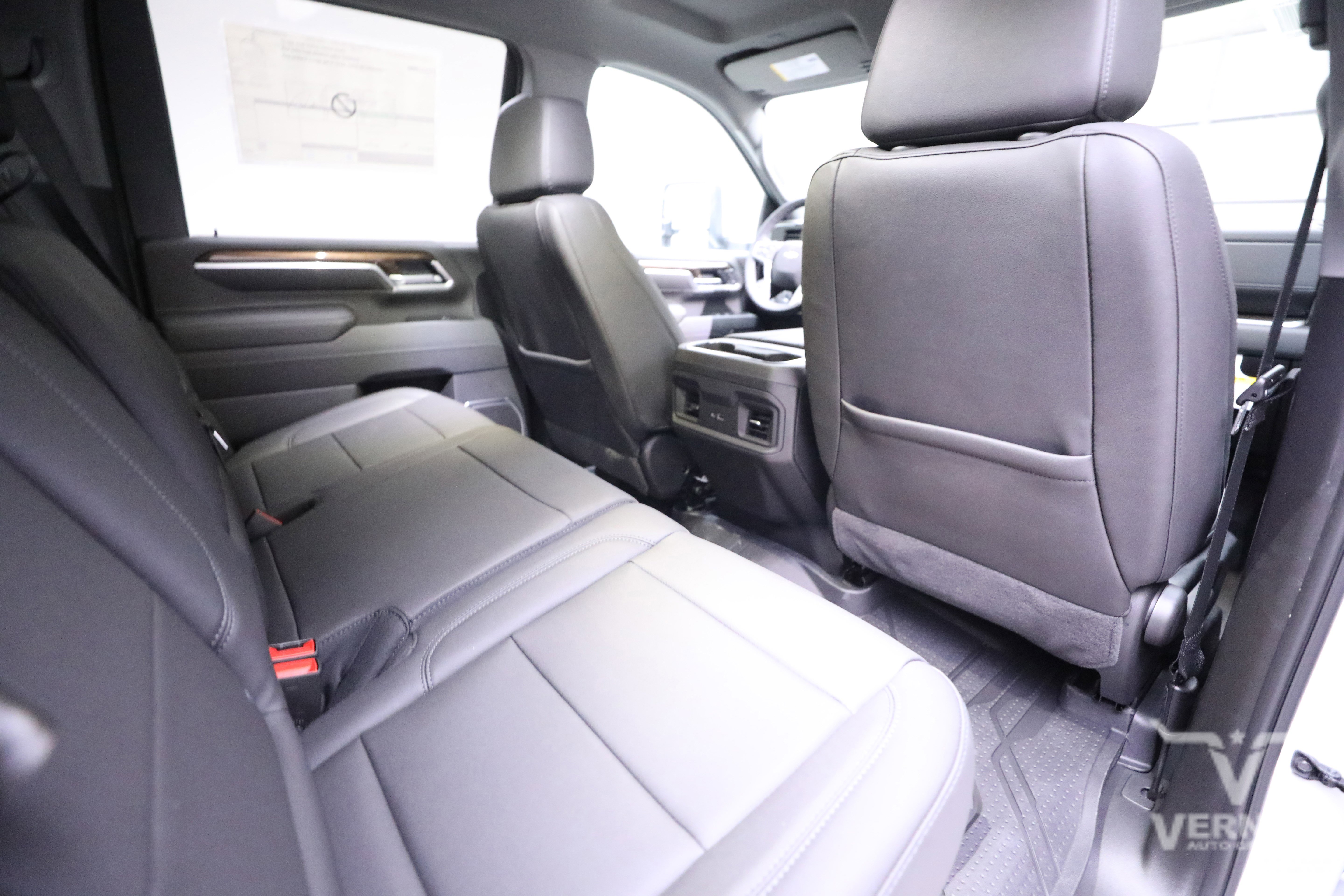 New 2026 Chevrolet Silverado 3500 LT w/ Texas Edition image 12