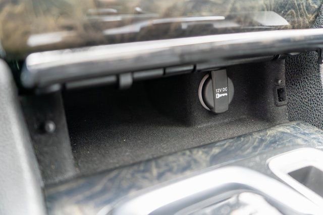 Used 2023 Chrysler 300 Touring L w/ Popular Equipment Group image 31