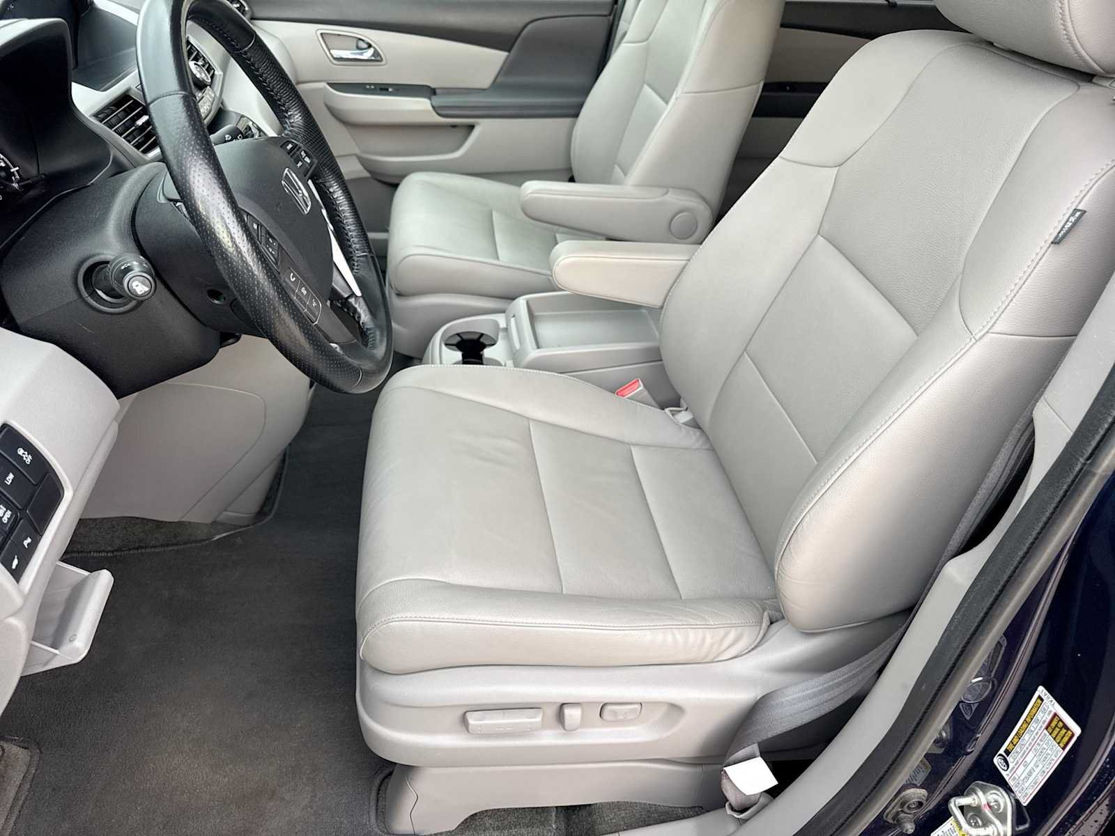 Used 2017 Honda Odyssey Touring image 15