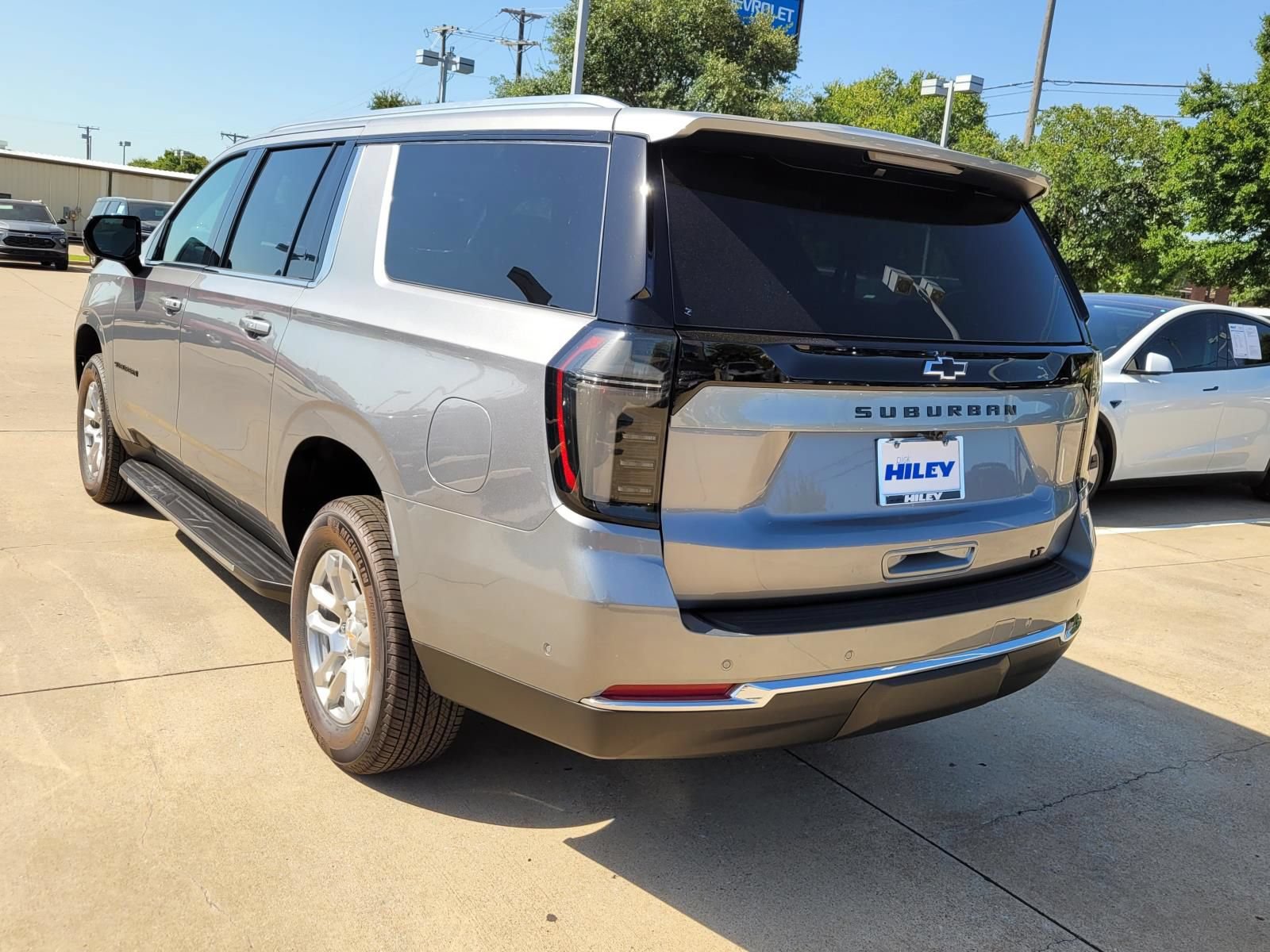 New 2026 Chevrolet Suburban LT w/ Comfort Package RWD image 3