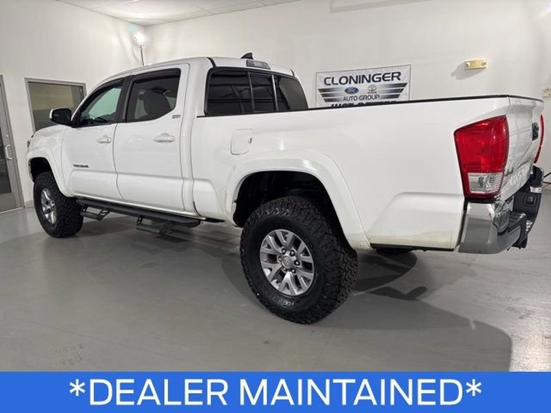 Used 2017 Toyota Tacoma SR5 image 7