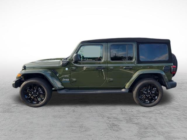 Used 2023 Jeep Wrangler Unlimited Sahara w/ Cold Weather Group AWD/4WD image 8