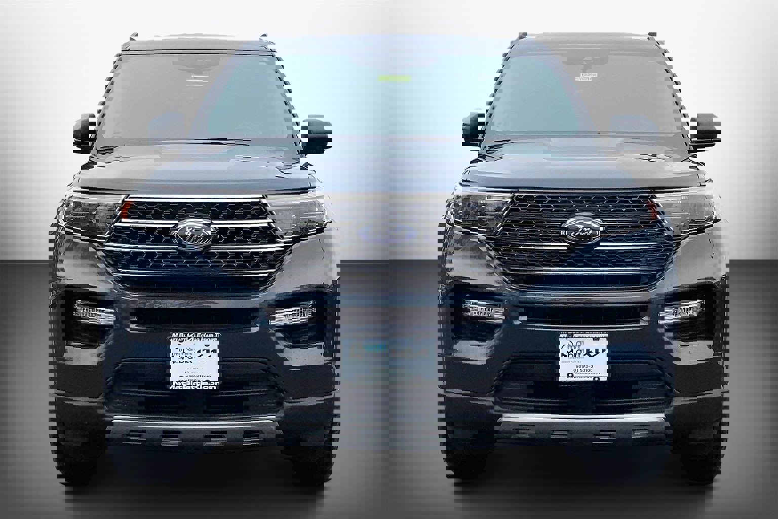 Used 2023 Ford Explorer XLT w/ Equipment Group 202A image 5