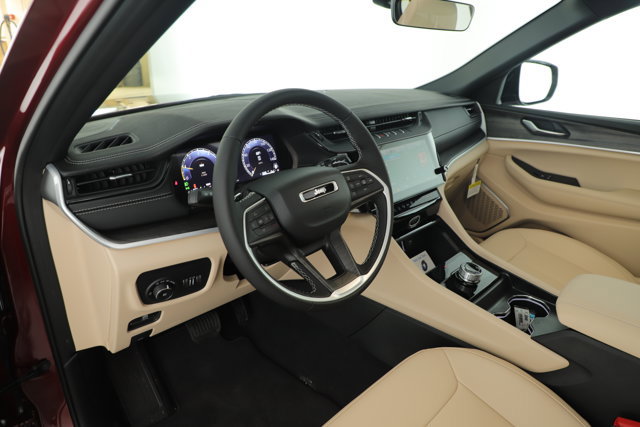 New 2026 Jeep Grand Cherokee L Limited image 7