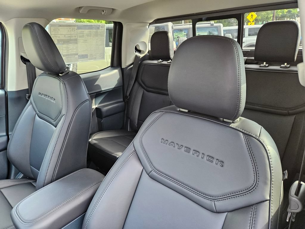 New 2026 Ford Maverick Lariat w/ Black Appearance Package AWD/4WD image 16