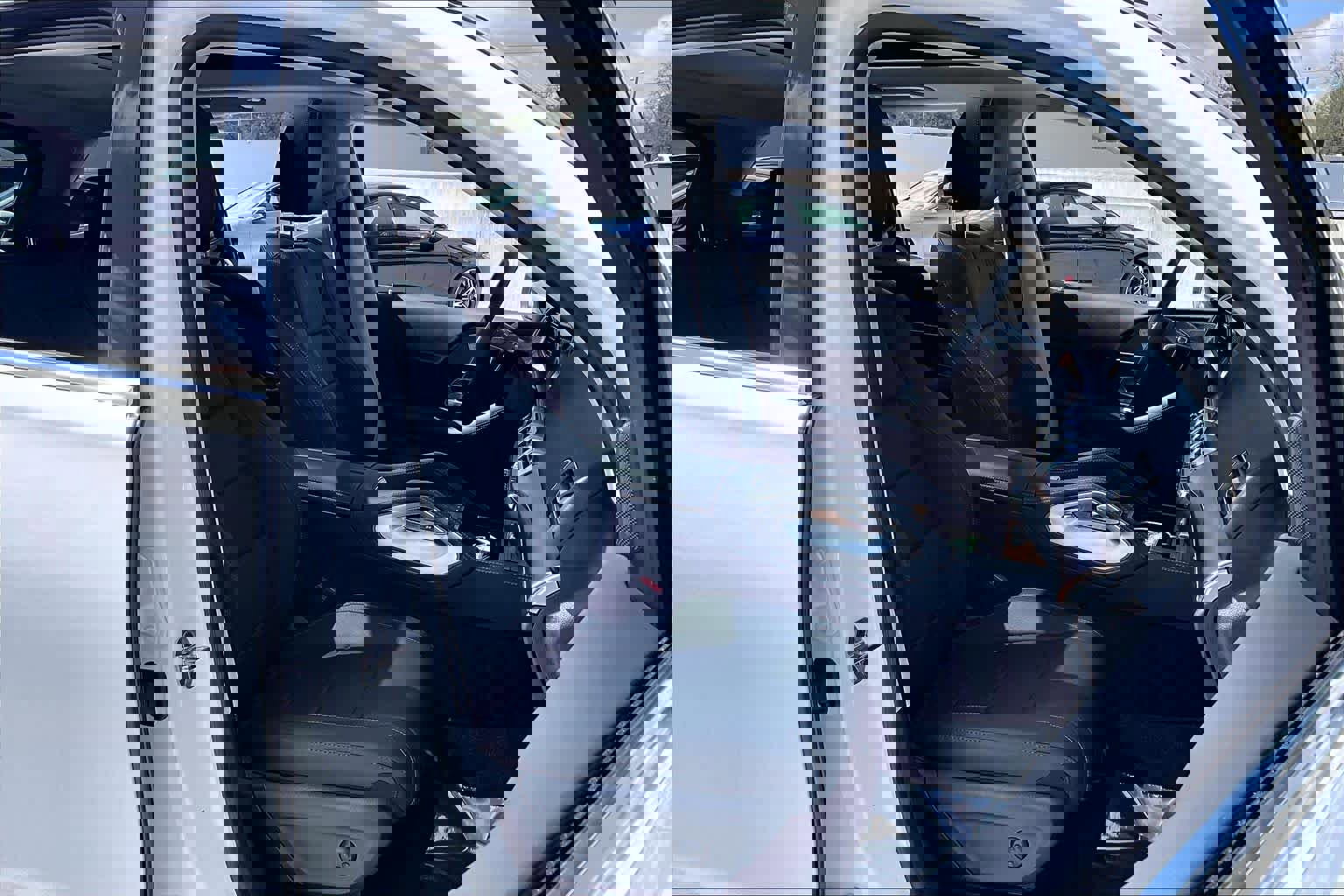 Used 2025 Mercedes-Benz GLE 350 4MATIC image 9