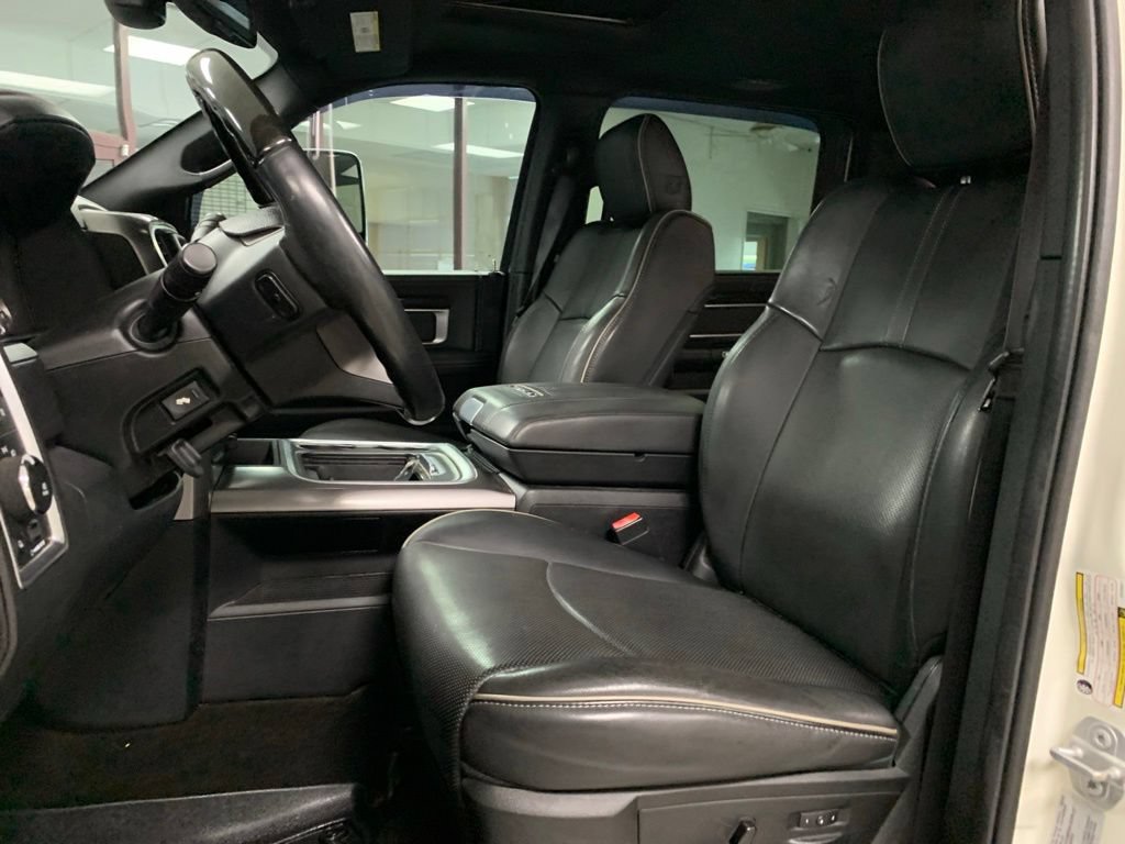 Used 2016 RAM 2500 Limited AWD/4WD image 9