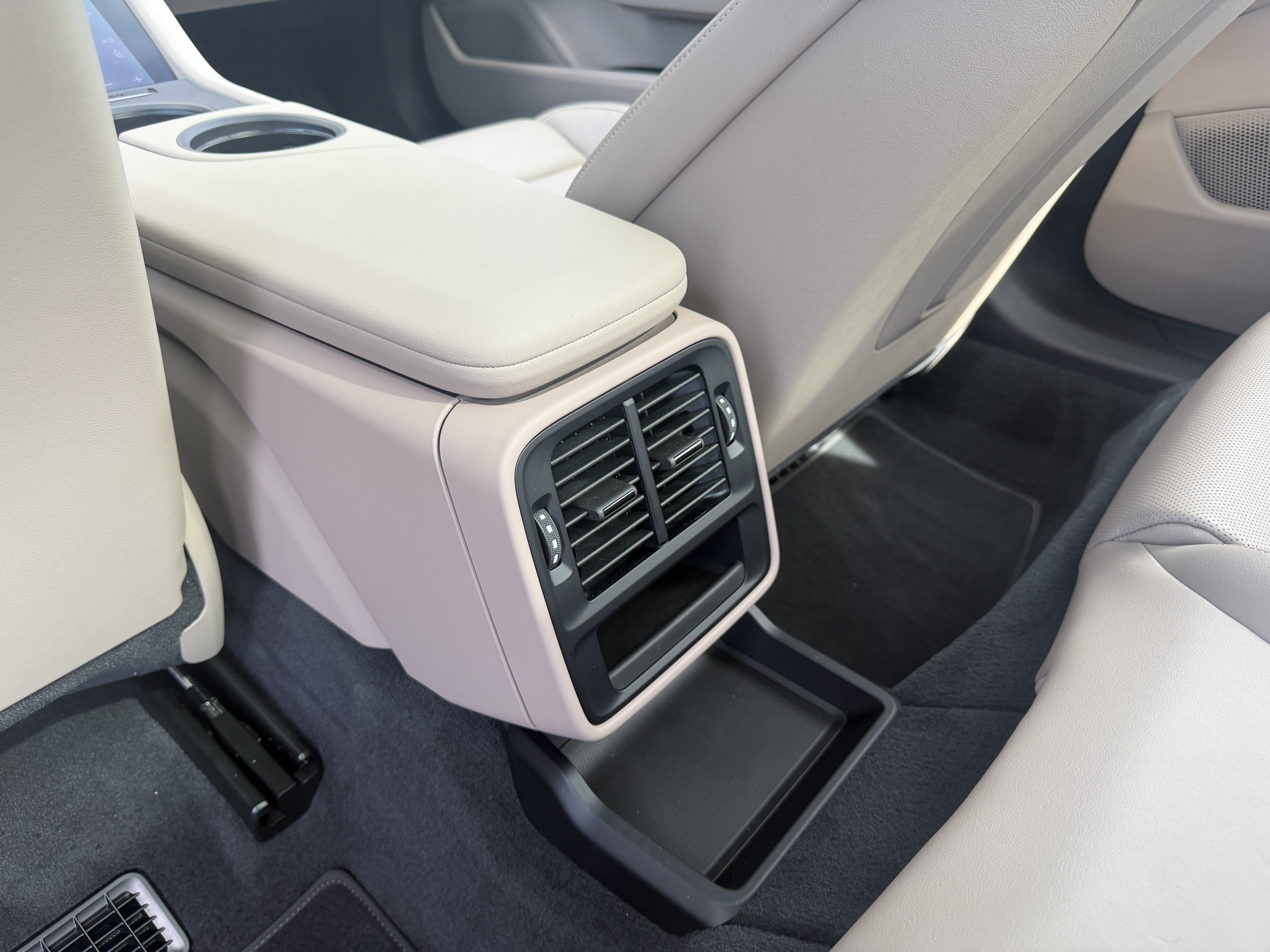 Certified 2023 Porsche Taycan RWD image 27