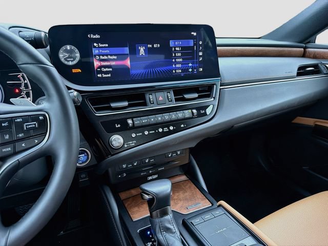 Used 2022 Lexus ES 300h w/ Premium Package FWD image 27