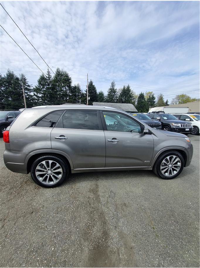 Used 2015 Kia Sorento SX image 7