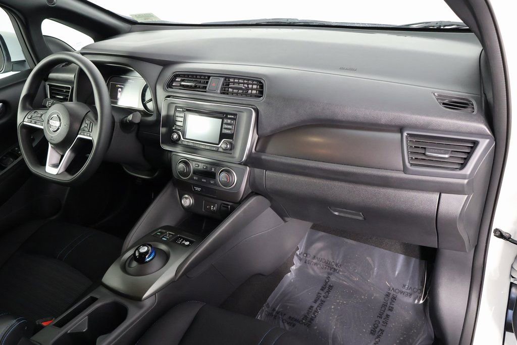 Used 2018 Nissan Leaf S w/ S Charge Package image 9