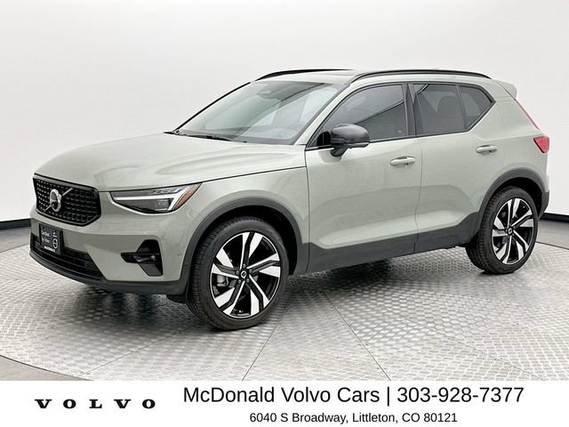 Used 2025 Volvo XC40 B5 Ultra