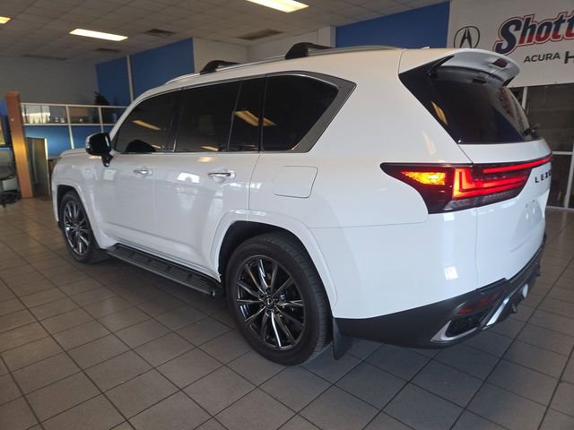 Used 2024 Lexus LX 600 F Sport image 6