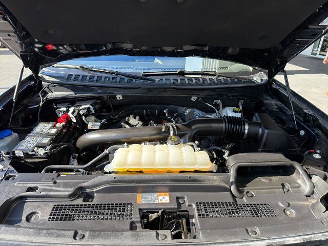 Certified 2025 Ford Expedition Platinum AWD/4WD image 5