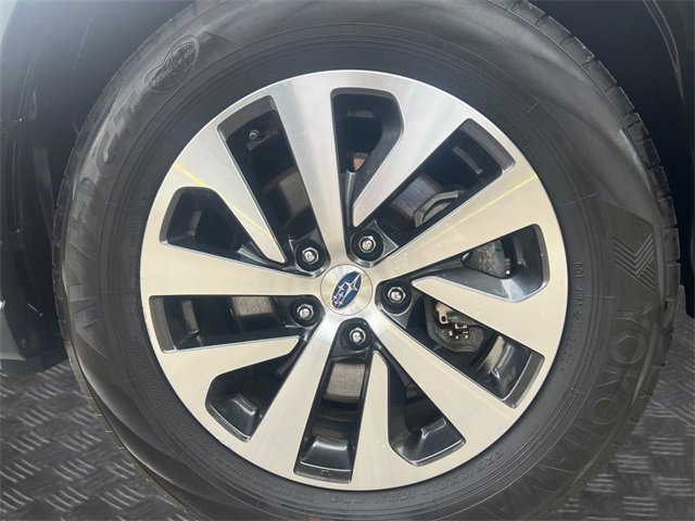 Used 2023 Subaru Outback Premium image 9