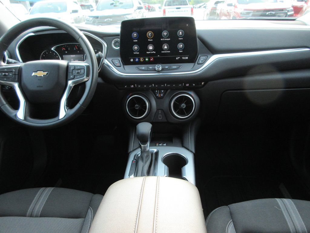 Used 2024 Chevrolet Blazer LT w/ Convenience Package FWD image 15