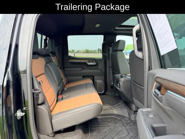Certified 2025 Chevrolet Silverado 1500 High Country AWD/4WD image 10