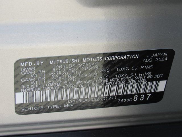 New 2025 Mitsubishi Outlander ES image 13