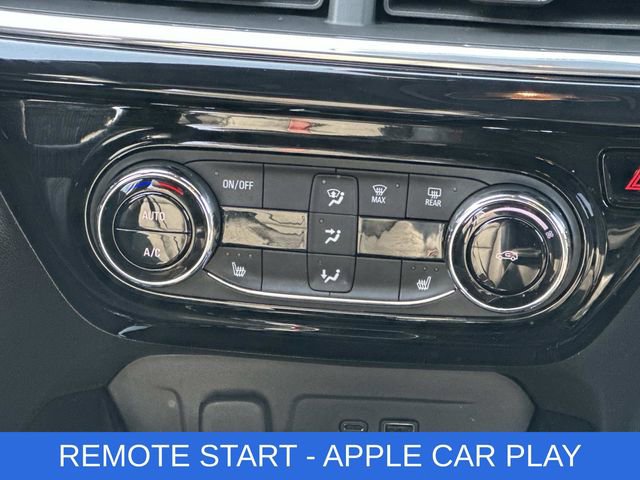 Used 2025 Chevrolet Trax RS image 6