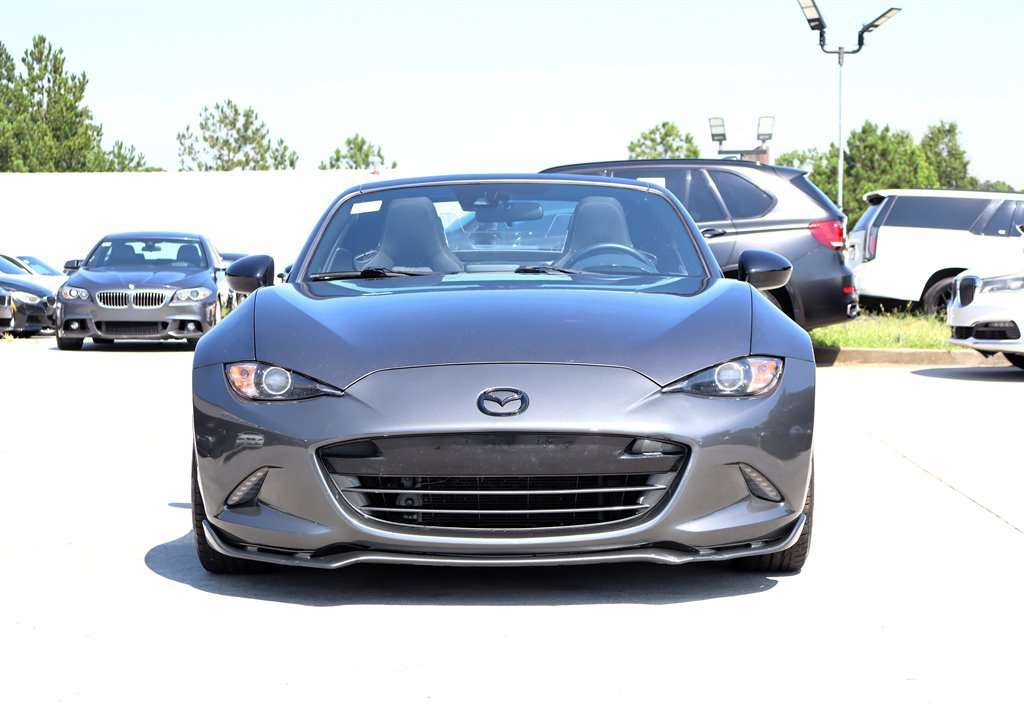 Used 2020 MAZDA MX-5 Miata RF Club RWD image 2