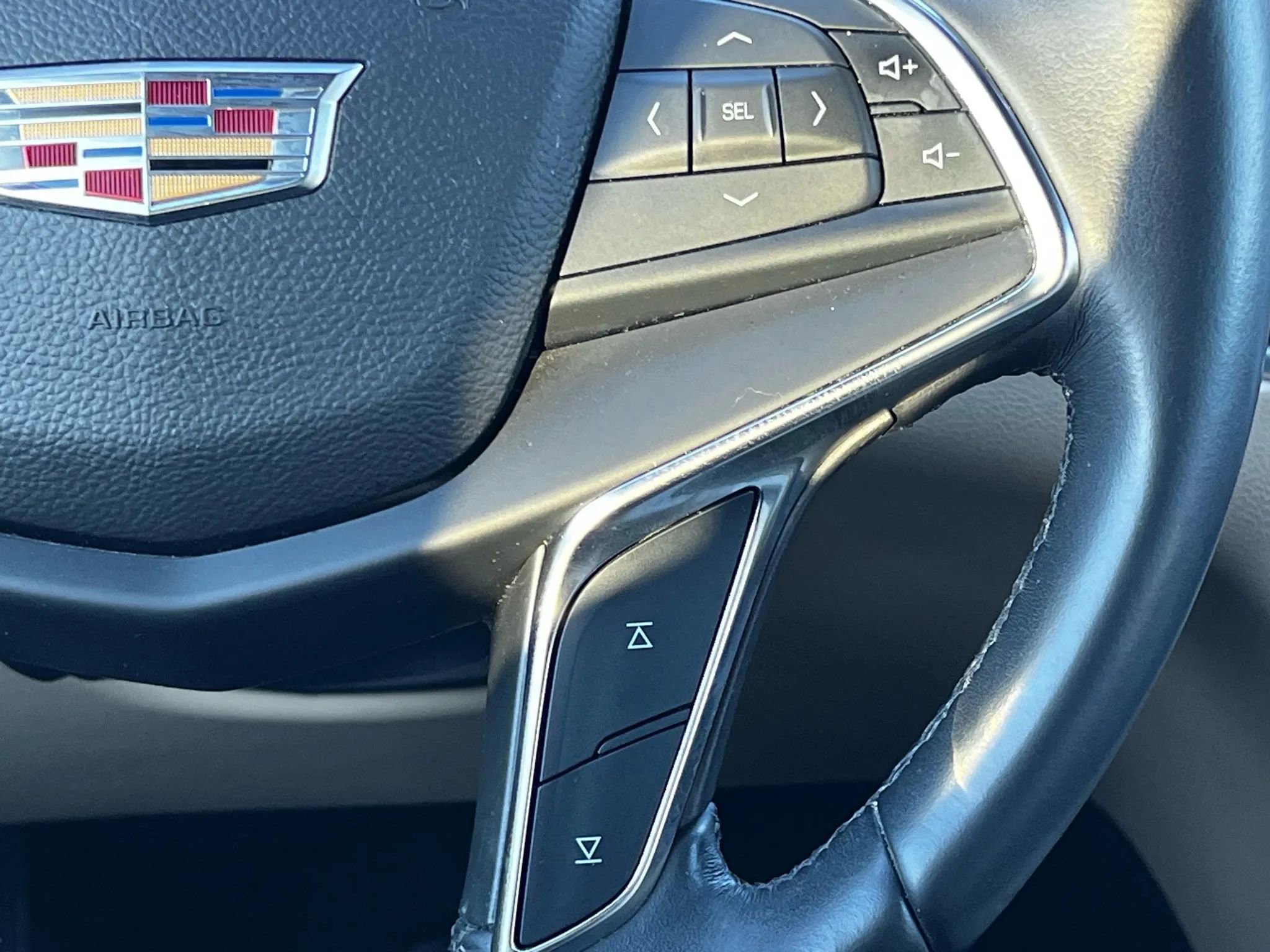 Used 2017 Cadillac XT5 Premium Luxury image 29