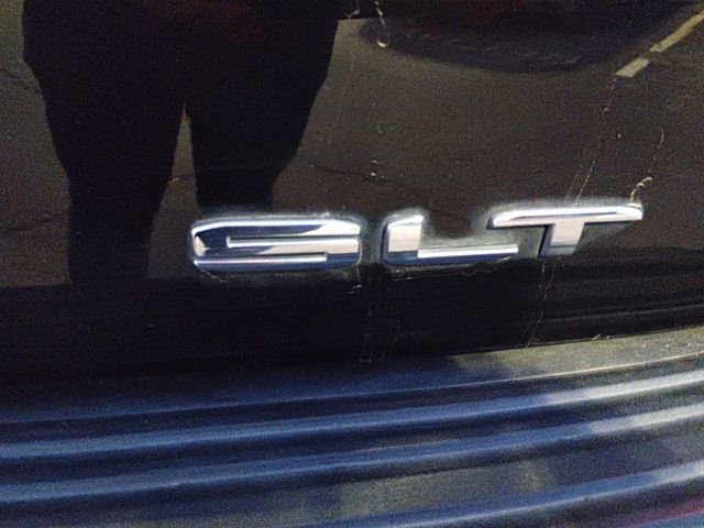 Used 2022 GMC Yukon SLT w/ SLT Luxury Package image 10