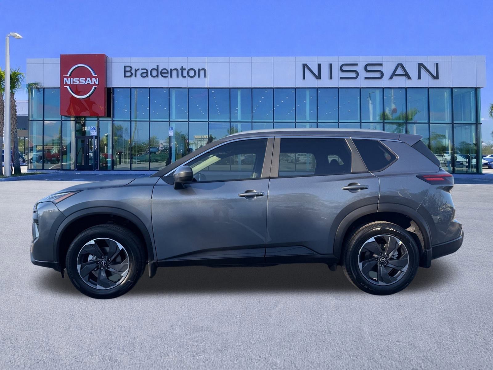 New 2026 Nissan Rogue SV w/ SV Premium Package image 3