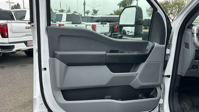 New 2026 Ford F550 4x4 Crew Cab Super Duty image 14