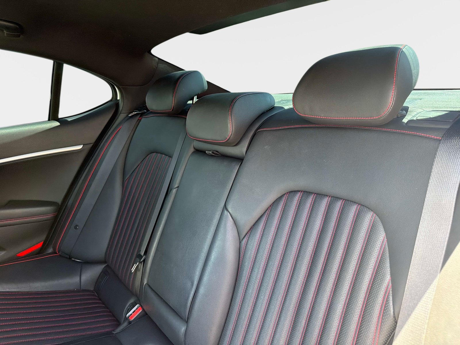 Used 2025 Genesis G70 2.5T w/ Sport Prestige Package RWD image 14