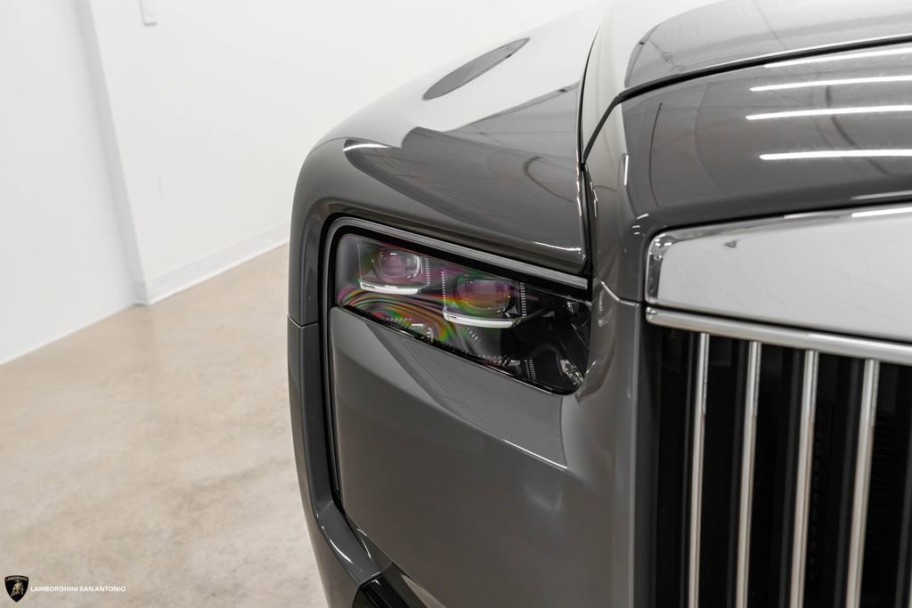 Used 2025 Rolls-Royce Cullinan w/ Dynamic Package image 11