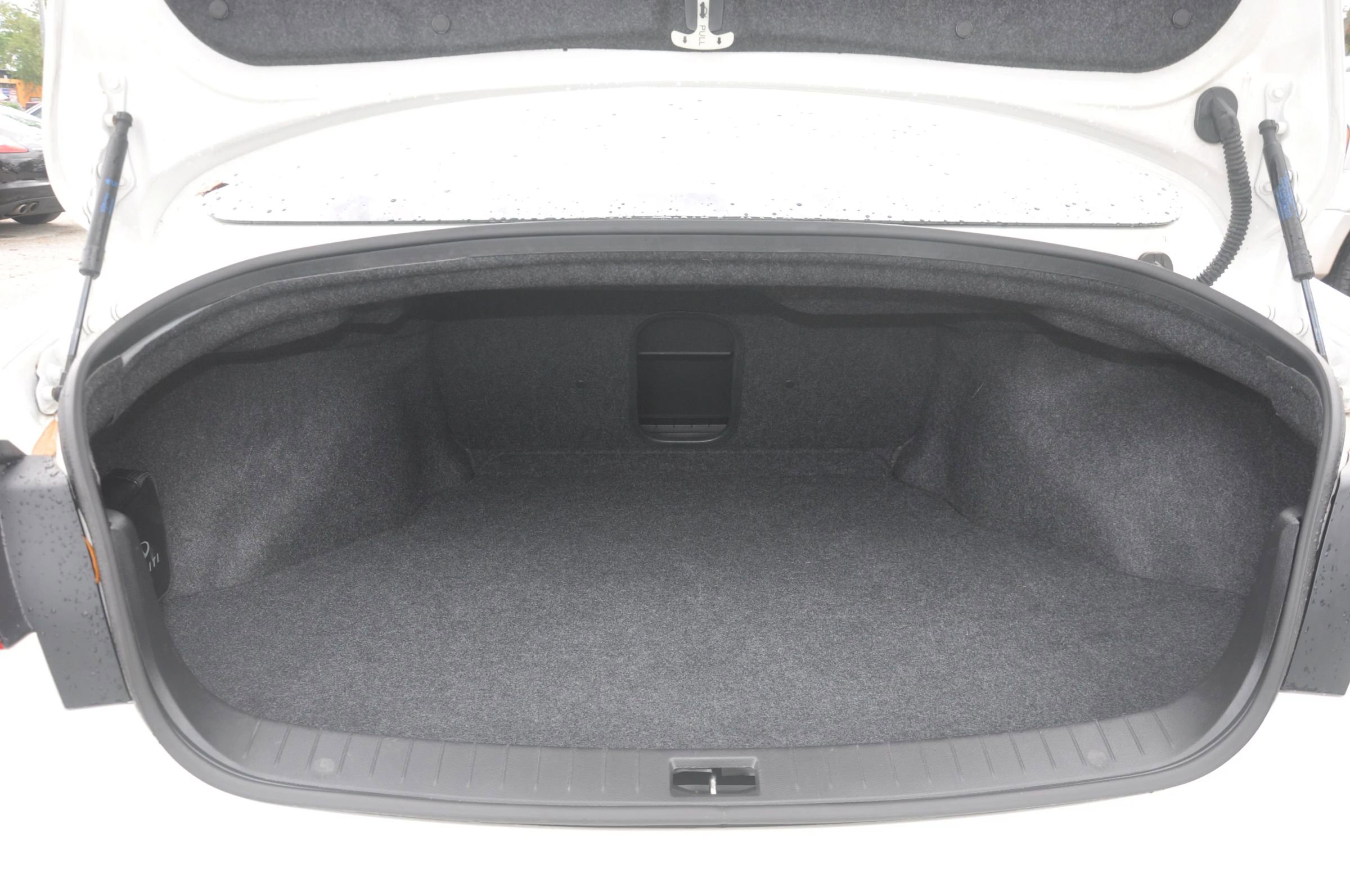 Used 2014 INFINITI Q50 Premium w/ Navigation Package image 38