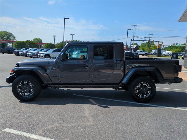 New 2025 Jeep Gladiator Sport w/ Premium Package image 7