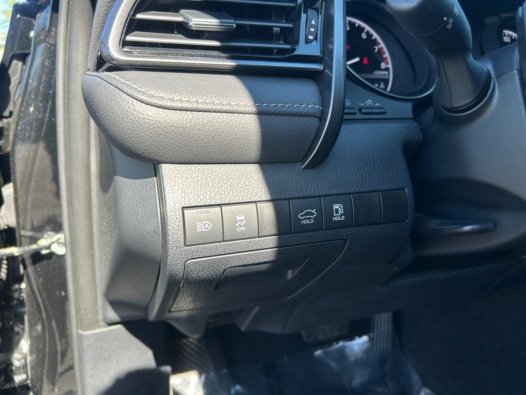 Used 2024 Toyota Camry SE AWD/4WD image 21