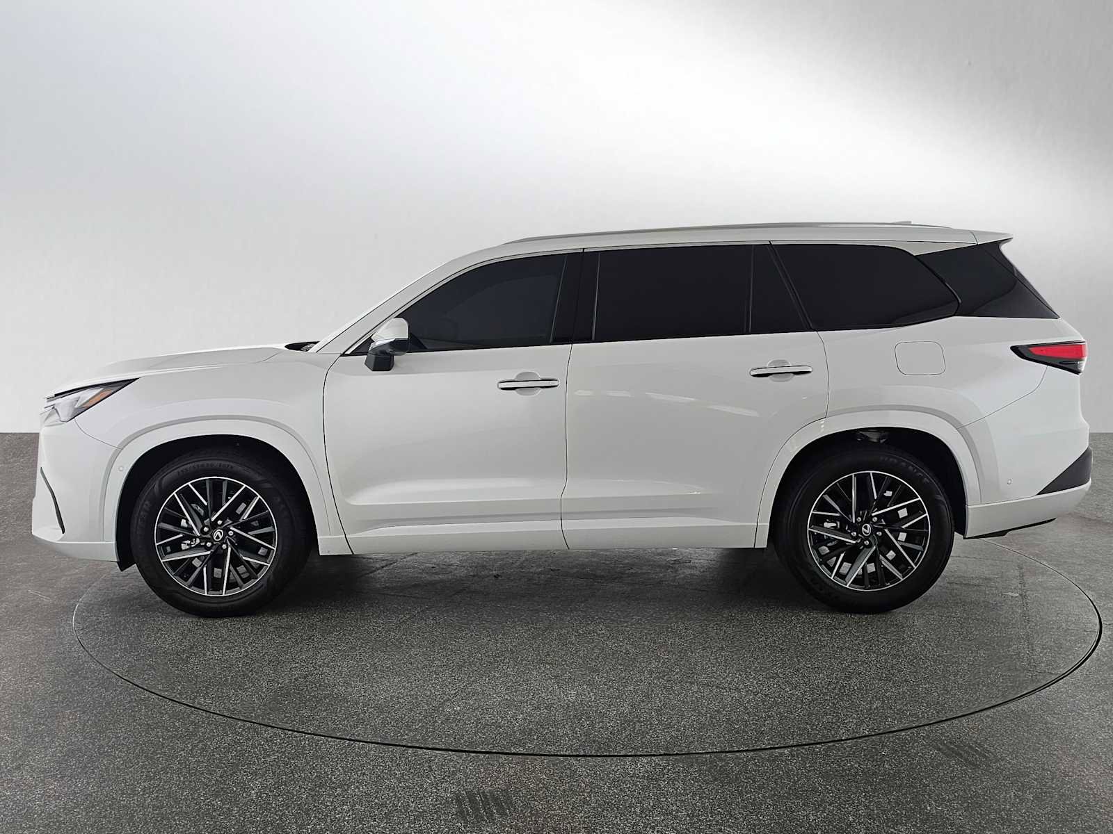Certified 2026 Lexus TX 350 AWD w/ Technology Package image 6