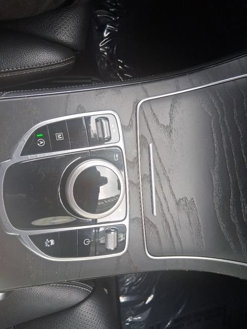 Used 2019 Mercedes-Benz GLC 300 image 18
